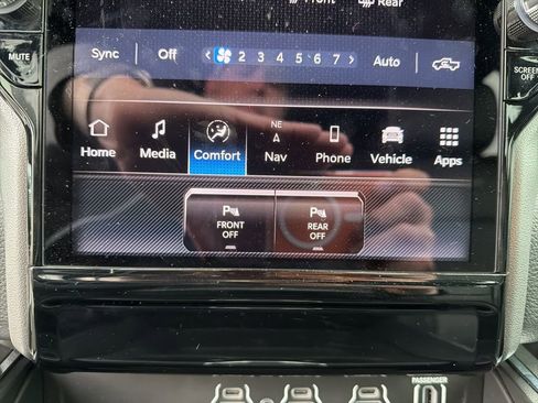 Used 2025 RAM 1500 Laramie w/ Night Edition image 45