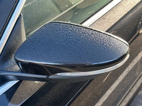 Used 2020 Volkswagen Passat 2.0T SE w/ Sunroof Package image 16