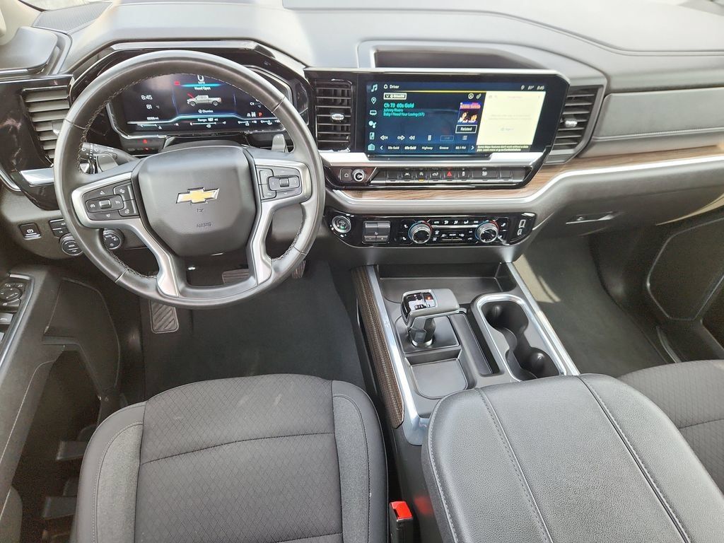 Used 2025 Chevrolet Silverado 1500 LT w/ LPO, Dark Essentials Package AWD/4WD image 10