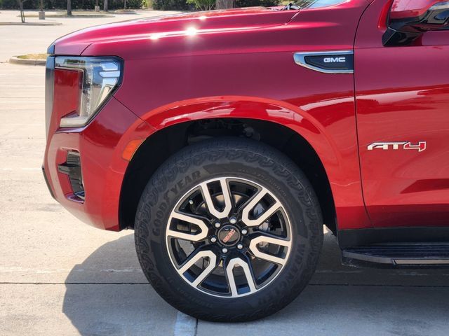 Used 2024 GMC Yukon AT4 w/ Technology Package AWD/4WD image 8