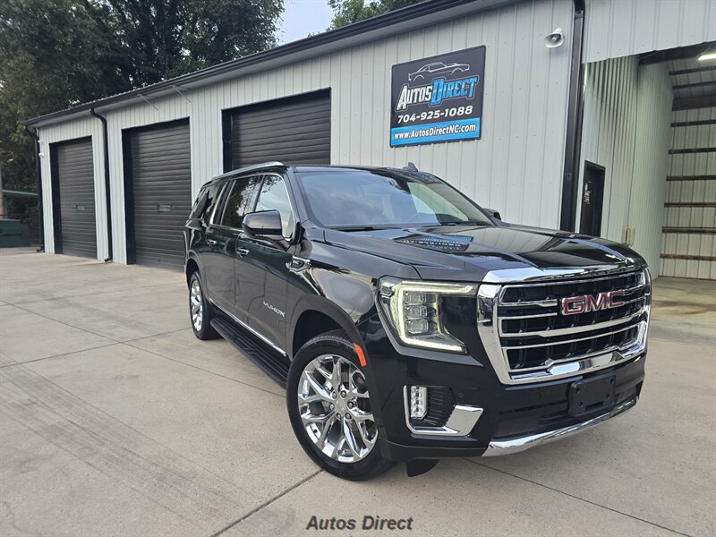Used 2021 GMC Yukon XL SLT w/ Rear Media and Nav Package AWD/4WD image 16
