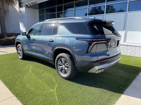 New 2026 Chevrolet Traverse LT image 5