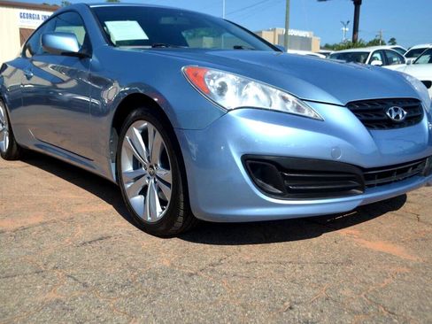 Used 2011 Hyundai Genesis 2.0T image 12