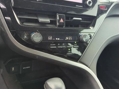 Certified 2023 Toyota Camry SE FWD image 19