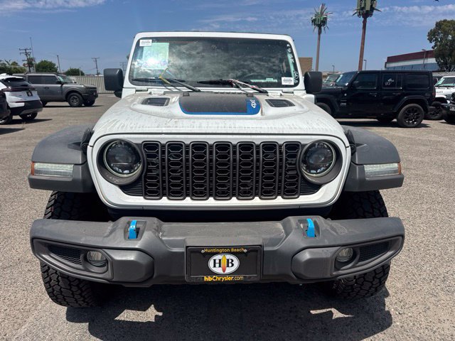 Used 2024 Jeep Wrangler Unlimited Rubicon 4xe AWD/4WD image 2
