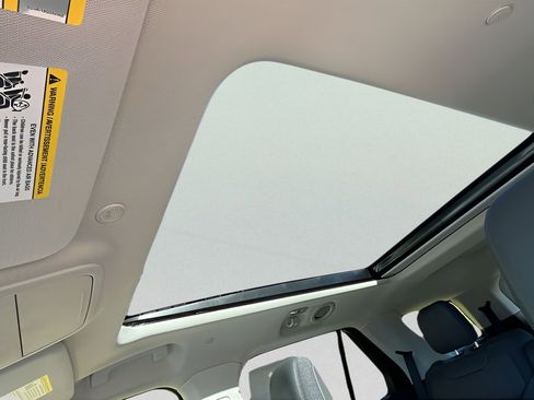 New 2026 Ford Explorer Active w/ Active Comfort Package image 25