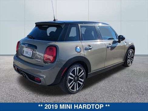 Used 2019 MINI Cooper S image 5