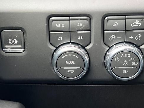 New 2026 GMC Sierra 3500 Denali w/ Denali Reserve Package image 28