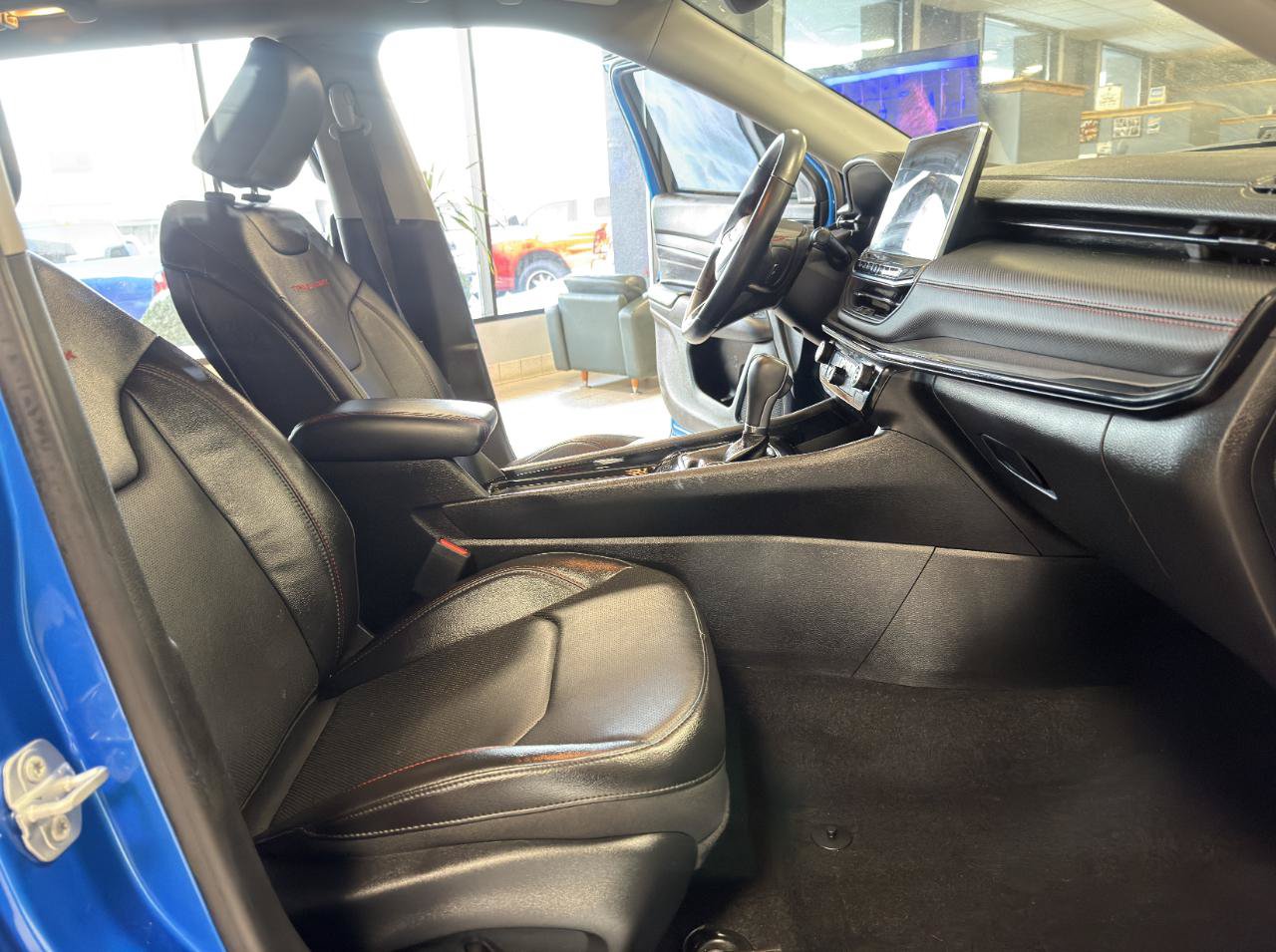 Used 2022 Jeep Compass Trailhawk w/ Trailhawk Elite Group AWD/4WD image 43