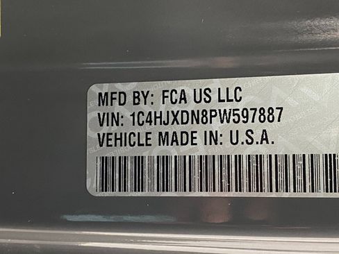 Used 2023 Jeep Wrangler Unlimited Sport image 30