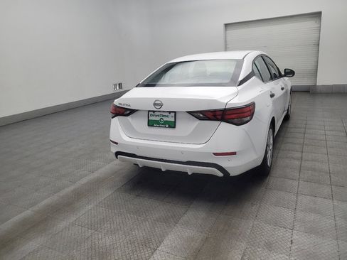Used 2024 Nissan Sentra S FWD image 9