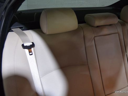 Used 2011 BMW 550i 550i image 28