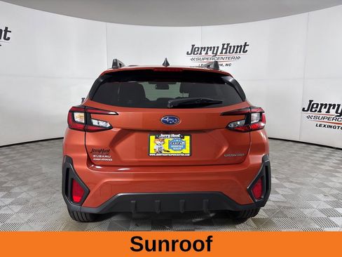 Used 2024 Subaru Crosstrek 2.0i Premium image 6