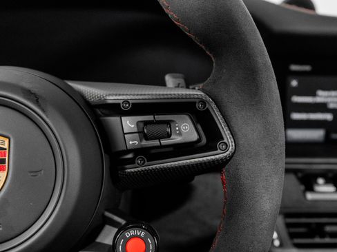 Used 2025 Porsche 911 Carrera 4 GTS image 45