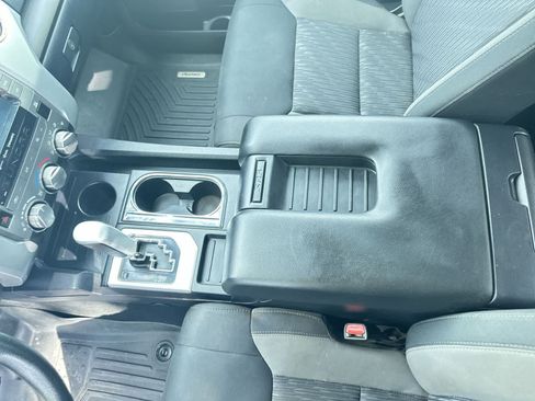 Used 2021 Toyota Tundra SR5 w/ SR5 Upgrade Package RWD image 18