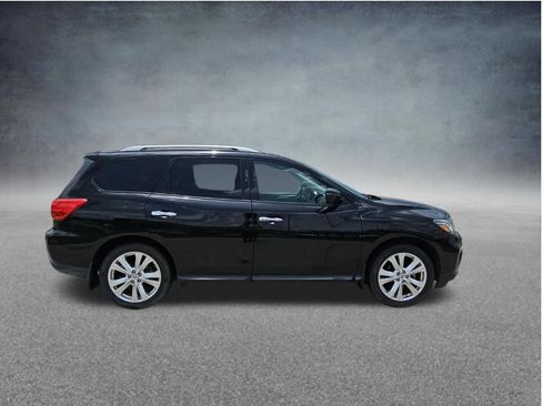 Used 2018 Nissan Pathfinder SL w/ SL Premium Package AWD/4WD image 9