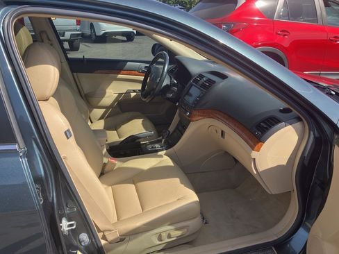 Used 2008 Acura TSX w/ Navigation image 3