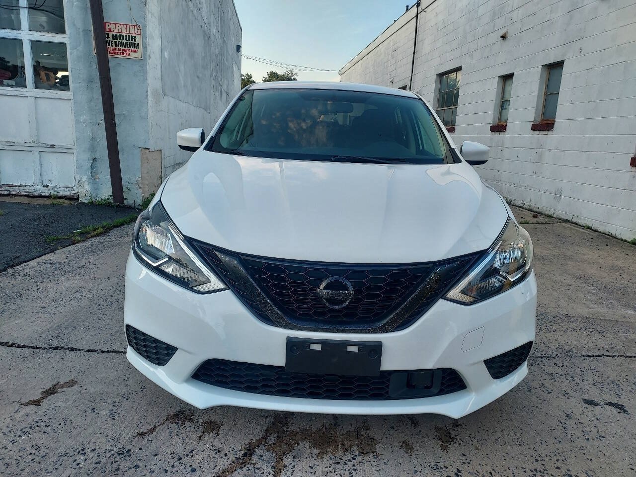 Used 2019 Nissan Sentra SV FWD image 4