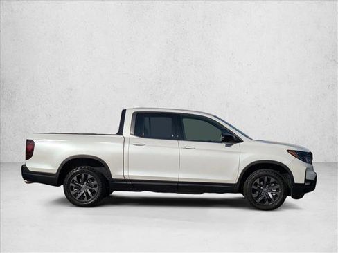 Used 2024 Honda Ridgeline Sport image 4