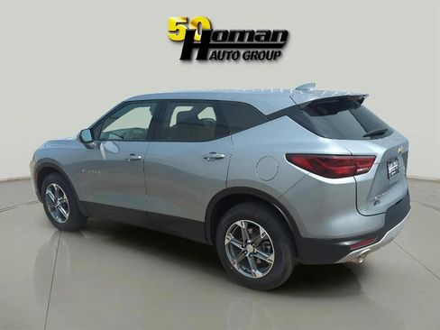 Used 2024 Chevrolet Blazer LT image 3