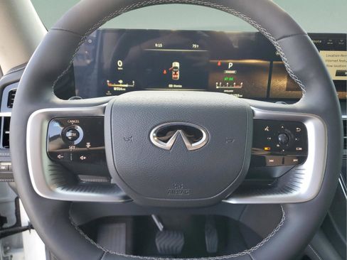 Used 2025 INFINITI QX80 Pure RWD image 17