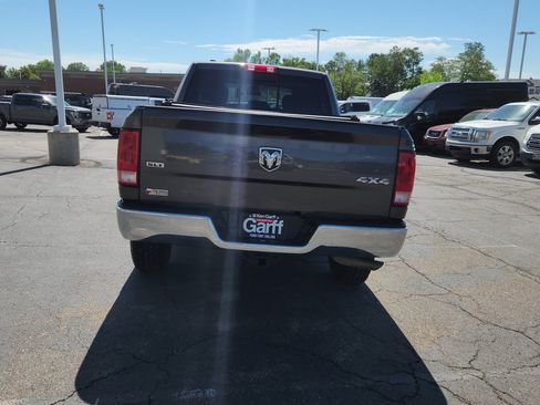 Used 2019 RAM 1500 Classic SLT AWD/4WD image 9