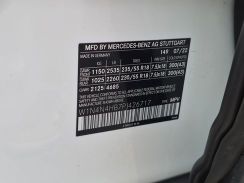 Used 2023 Mercedes-Benz GLA 250 4MATIC image 32
