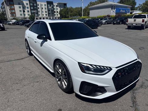 Used 2021 Audi S4 Premium Plus w/ Premium Plus Package AWD/4WD image 4