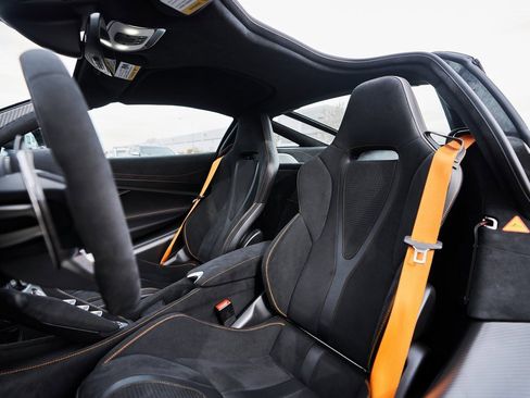 Used 2024 McLaren 750S image 45