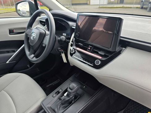 New 2026 Toyota Corolla Cross L image 12