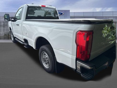 Used 2023 Ford F250 XL w/ XL Driver Assist Package RWD image 5
