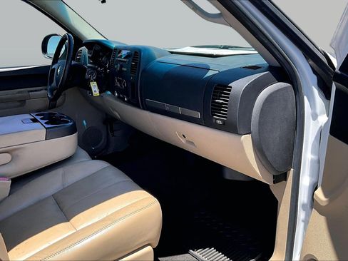 Used 2011 Chevrolet Silverado 1500 LT w/ All-Star Edition RWD image 15