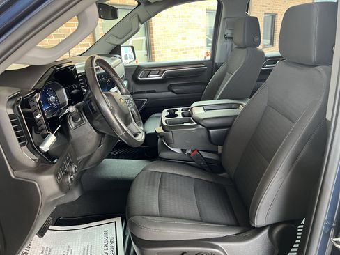 Used 2022 Chevrolet Silverado 1500 LT image 23