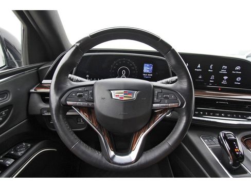 Certified 2023 Cadillac Escalade ESV Premium Luxury image 15