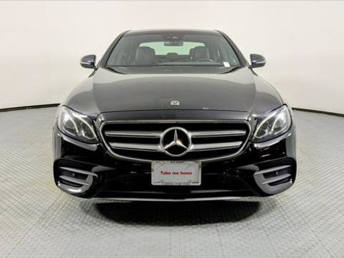 Used 2018 Mercedes-Benz E 400 4MATIC Sedan image 11