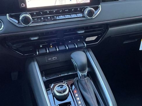 New 2026 Chevrolet Colorado Z71 w/ Technology Package image 16