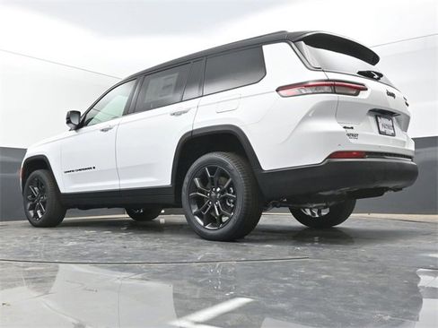 New 2025 Jeep Grand Cherokee L Limited image 43