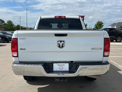 Used 2022 RAM 1500 Classic SLT w/ Electronics Group AWD/4WD image 3
