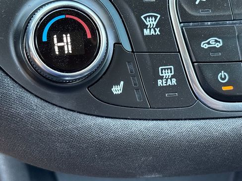 Used 2023 Chevrolet Malibu LT image 19