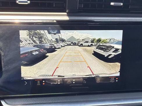 Used 2025 GMC Sierra 2500 Denali w/ Denali Reserve Package AWD/4WD image 32