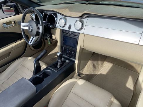 Used 2006 Ford Mustang GT Premium image 13