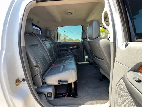 Used 2006 Dodge Ram 2500 Truck Laramie AWD/4WD image 25