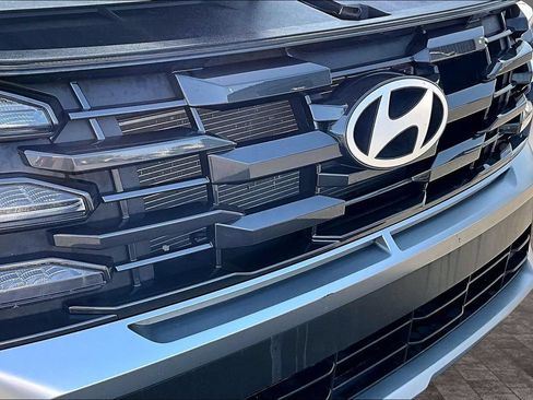 Used 2025 Hyundai Tucson SEL AWD/4WD image 29