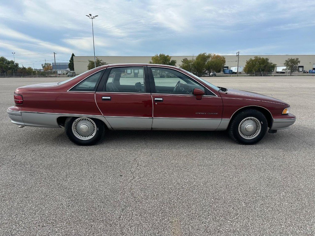 Used 1991 Chevrolet Caprice Classic LTZ RWD image 2