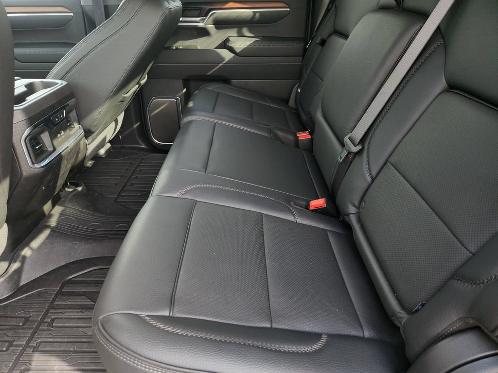 Used 2025 GMC Sierra 1500 Denali AWD/4WD image 25