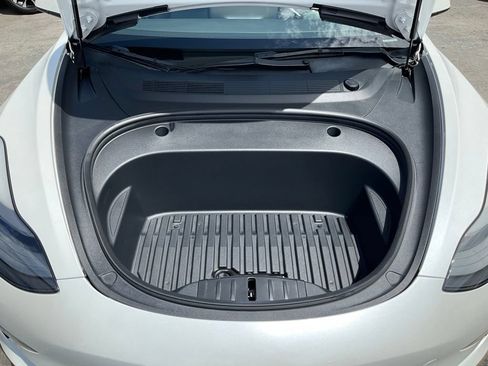 Used 2022 Tesla Model 3 RWD image 11