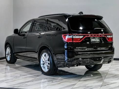 Used 2024 Dodge Durango GT RWD image 12
