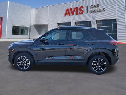 Used 2025 Chevrolet TrailBlazer LT AWD/4WD image 10