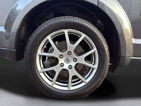 Used 2019 Dodge Journey GT image 36