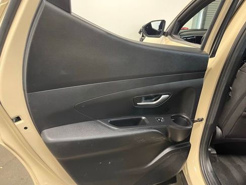 Used 2022 Hyundai Santa Cruz SEL Premium image 19